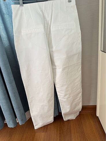Mavi Jeans Mavi kırık beyaz pantalon????