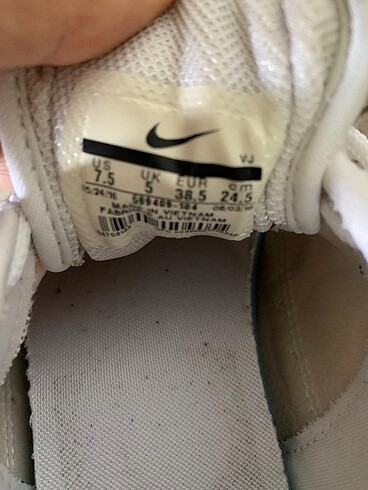 38 Beden beyaz Renk Orijinal Nike kadın ayakkabı