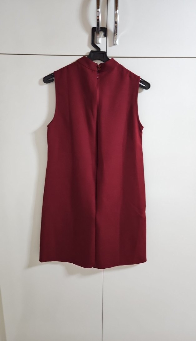 Bordo Süet Yüksek Yakalı Kolsuz Midi Elbise - Görsel 5