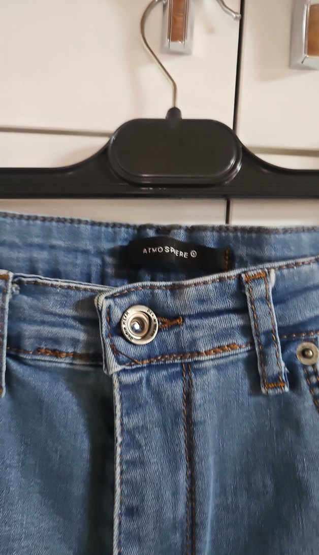 Gri Renkli Bol Kesim Kadın Denim Şort - Görsel 2