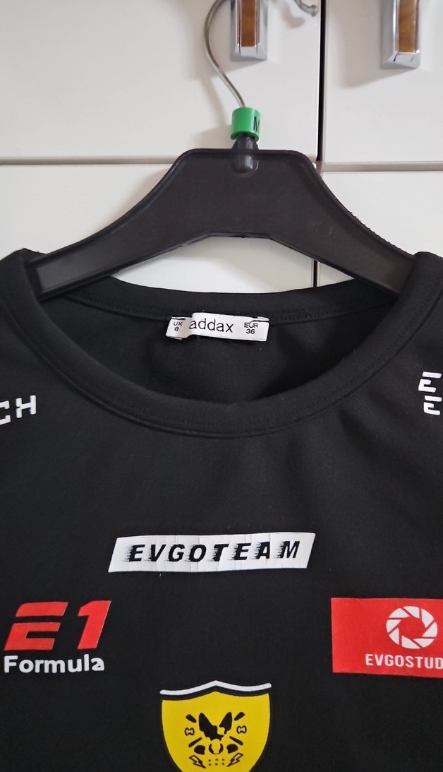 Siyah Kız Kısa Sweatshirt E1 Baskılı - Görsel 2