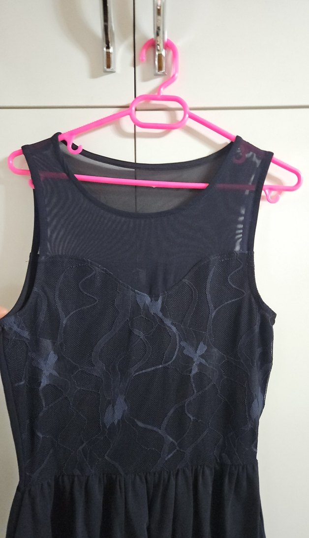 Siyah Midi Kolsuz V Yaka Elbise - Görsel 2