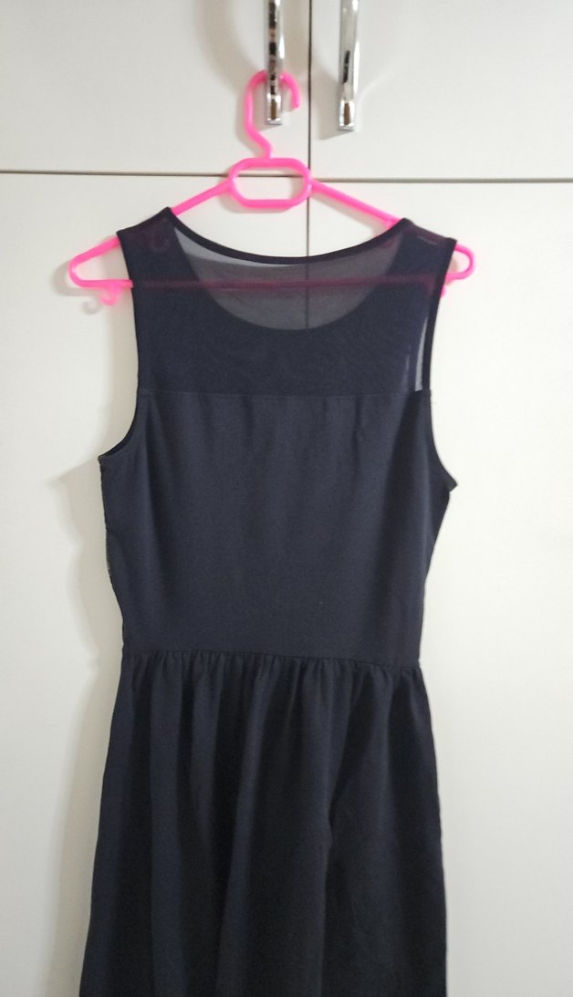 Siyah Midi Kolsuz V Yaka Elbise - Görsel 4