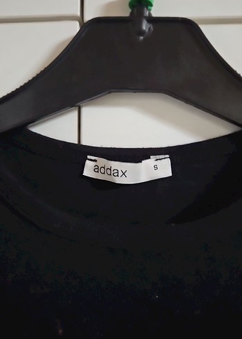 Kız Çocuk Siyah Kısa Kollu Payetli Tişört - Görsel 2