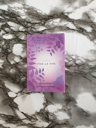 avon la viva la vita harika ciceksi koku