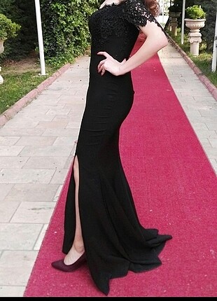 Zara Siyah gece elbisesi