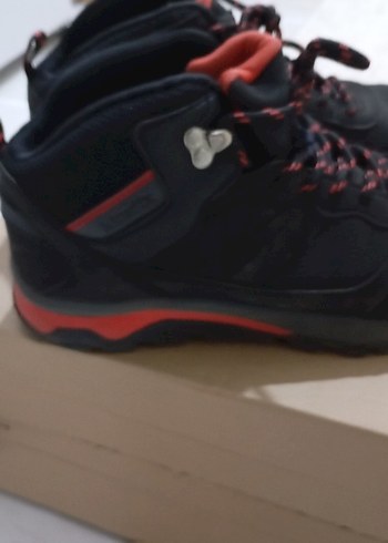 Kırmızı Erkek Spor Ayakkabı şeklinde şu geçirmez bot - Görsel 3