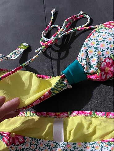 Kyo Bikini