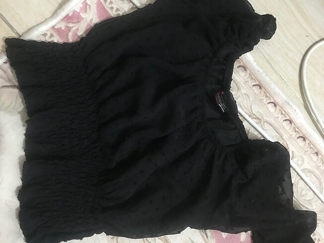 Tül detay crop