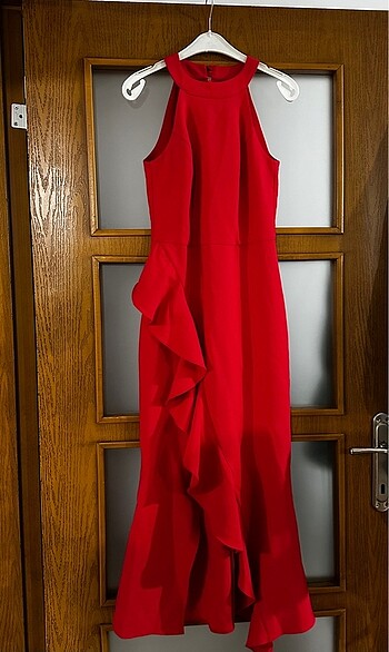 34 Beden Kırmızı elbise