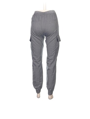 34 Beden Bershka Düz Kesim %70 İndirimli.