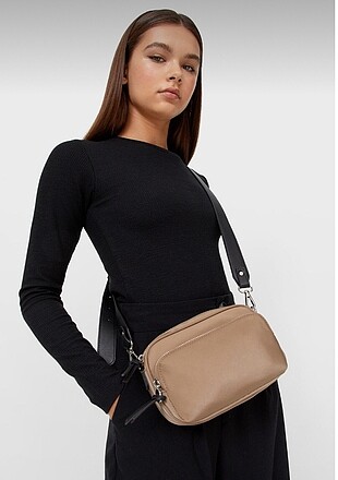 Stradivarius çanta