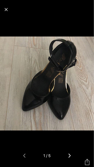 Klasik bantlı stiletto