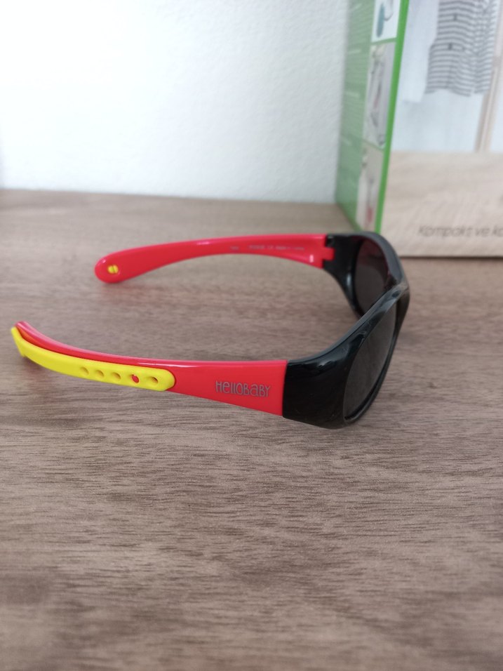 hellobaby güneş gözlüğü - Görsel 3