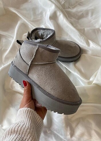 UGG ultramini platform  gri ??Yeni sezon ??Tam kalıp ??Tabanı