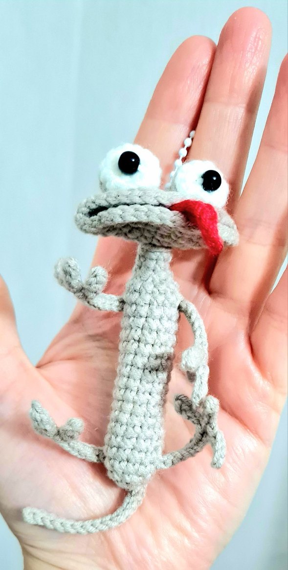 Gri El Yapımı Peluş Oyuncak Anahtarlık - Görsel 2