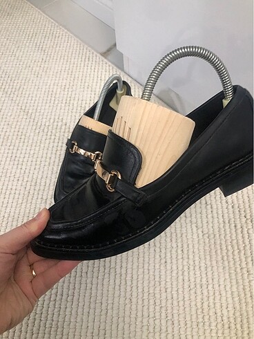 Stradivarius Stradivarius makosen ayaklanır