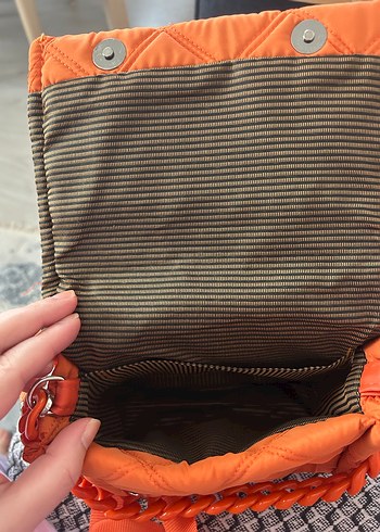 Turuncu Zincir Detaylı Kadın Çanta - Görsel 3