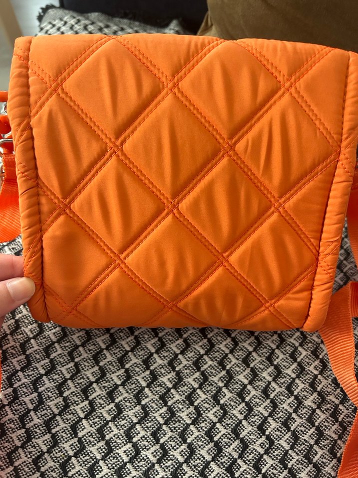 Turuncu Zincir Detaylı Kadın Çanta - Görsel 2