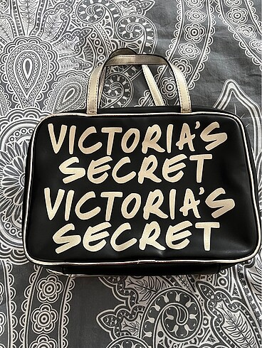 Victoria s Secret Vs makyaj çantası