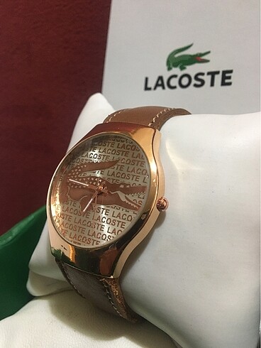  Beden altın Renk LACOSTE KLASIK KADIN SAATI BAKIR VE ALTIN RENK KARISIMI RENGE SA