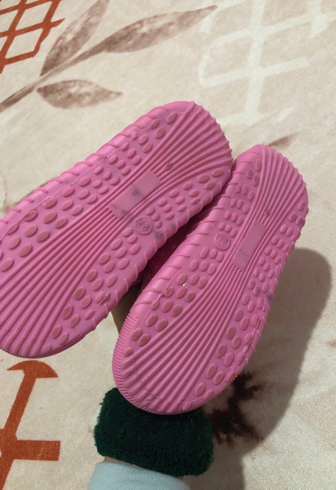 Kız Çocuk Pembe minine mouse Baskılı Sıcak Terlik Velcro - Görsel 3