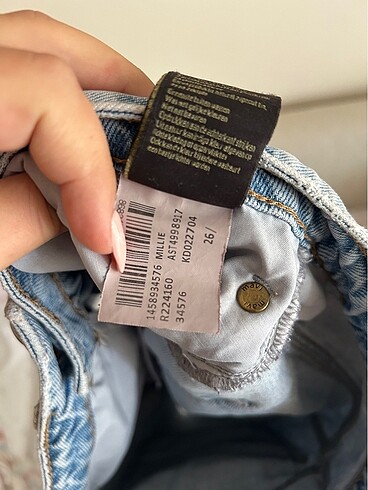 26 Beden mavi Renk Mavi jeans şort