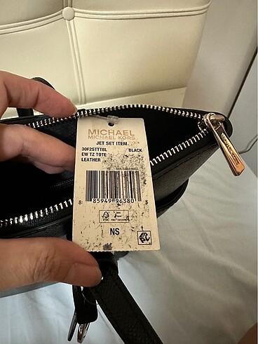 Beden Michael Kors siyah çanta