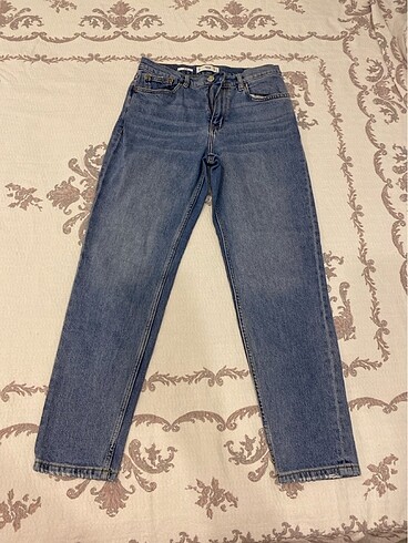 Mango Mom Jean