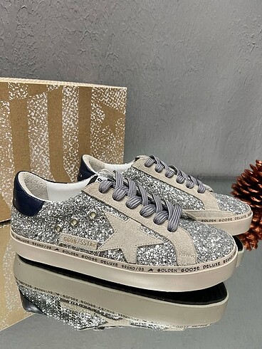Golden Goose sneaker