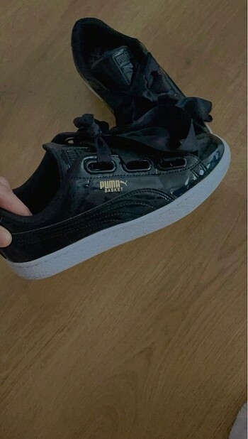 37 Beden siyah Renk Puma spor ayakkabı
