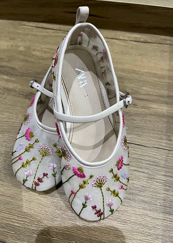 Zara Zara Babet