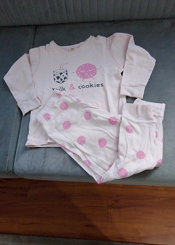 Kız Çocuk Pembe Pamuklu Uzun Kollu Pijama Takımı