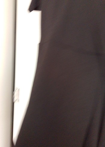 V Yaka Kısa Kollu Siyah Elbise - Görsel 5