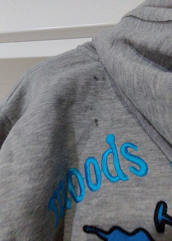 Gri Düğmeli kapşonlu hırka - Görsel 7