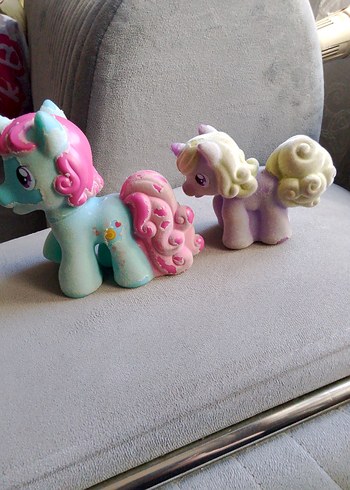 Pastel Renkli Pembe Figür Oyuncaklar