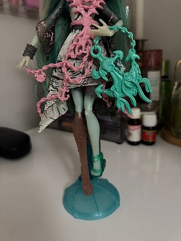 Beden Monster High Vandala