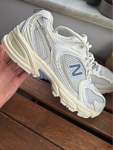 New Balance 530