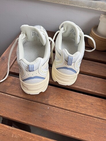 40 Beden beyaz Renk New Balance 530