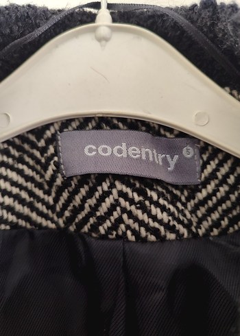 36 Beden siyah Renk codentry bükme kumaştan zigzag desenli tarz kaban