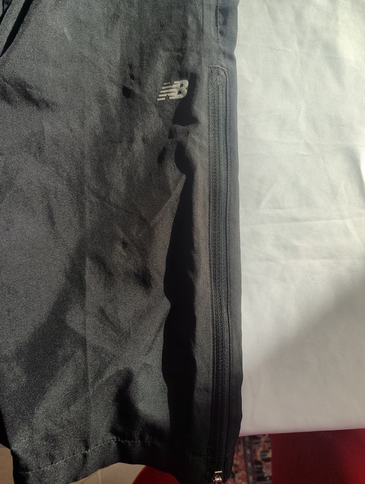 New Balance Siyah Erkek Eşofman Altı - Görsel 3