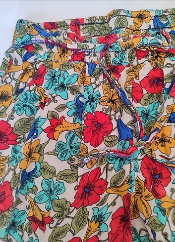 cigaretti tiril tiril kumaştan çiçek desenli yazlık pantolon - Görsel 4