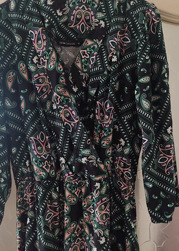 lcw kruvaze yaka kloş elbise - Görsel 5