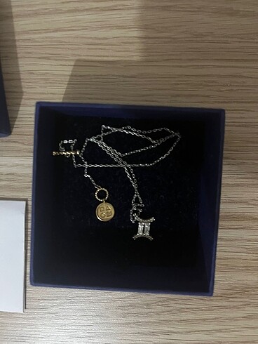 Swarovski kolye