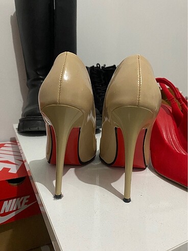 37 Beden Rugan ten rengi stiletto
