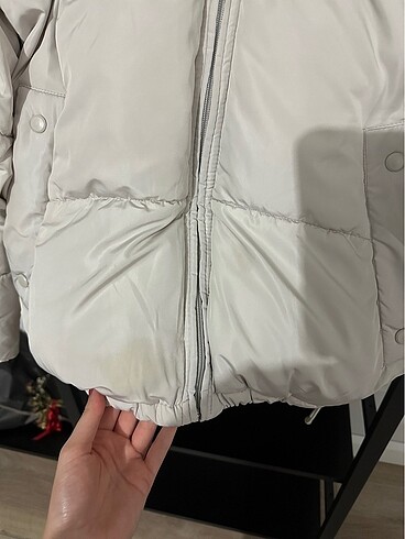 m Beden Pull bear şişme mont