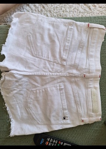 tommy-hilfiger xs