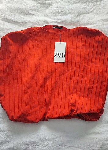 Zara Zara Hacimli pilili top