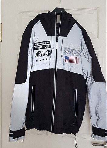 Pull& Bear Nasa Serisi Reflektor Mont