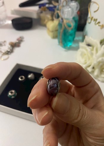 Boncuklu Çok Renkli Kadın Charms - Görsel 6